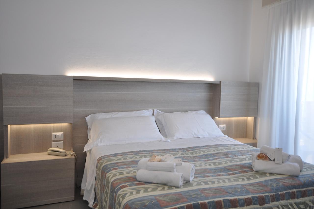 Hotel Alhambra Rimini Eksteriør billede